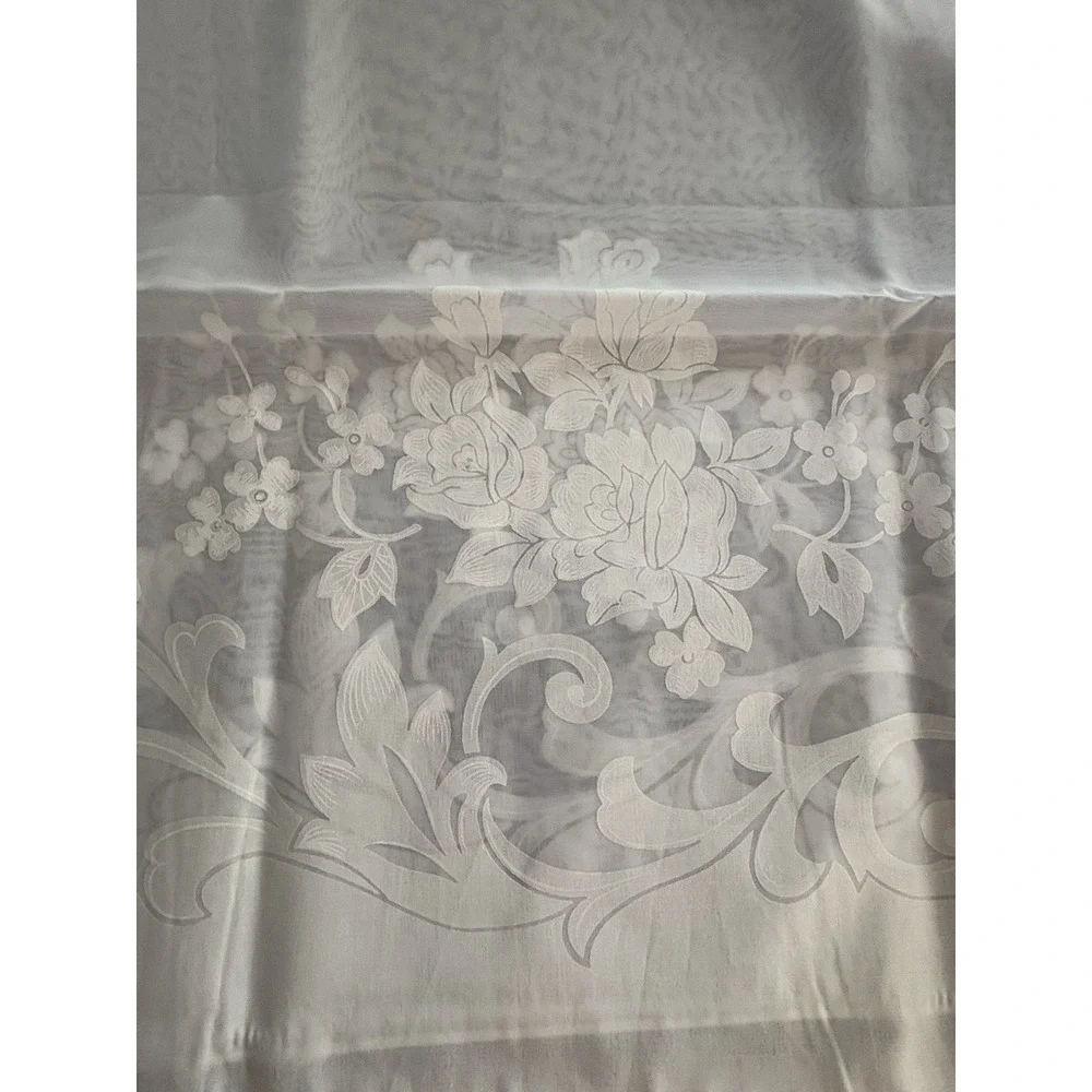 Vintage White Damask Tablecloth 84